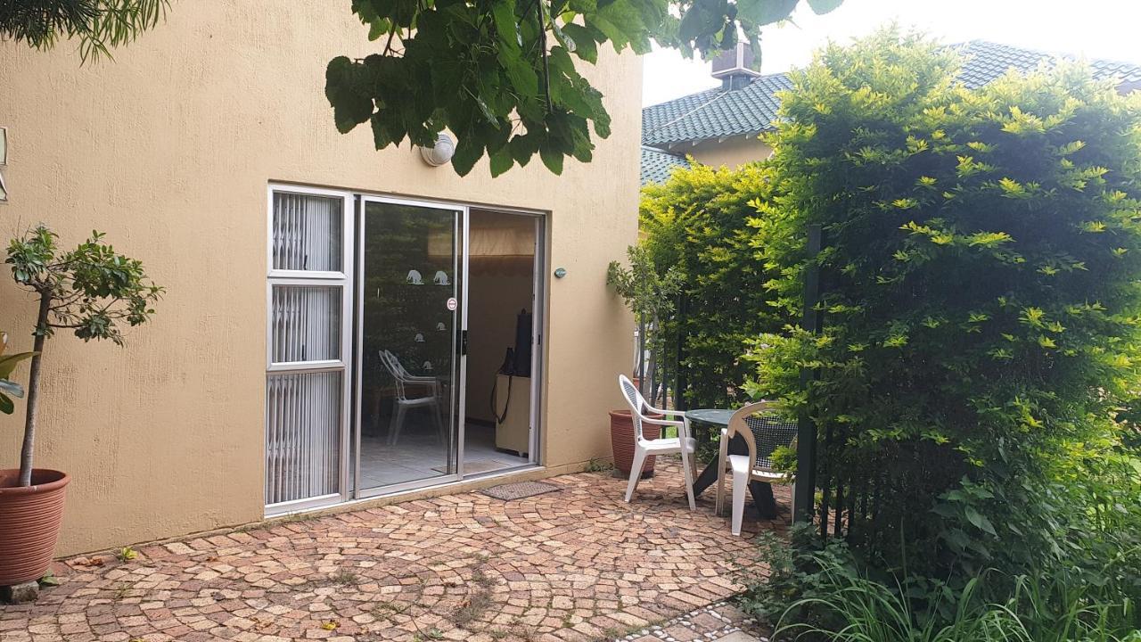 Matina Guest House Johannesburgo Exterior foto