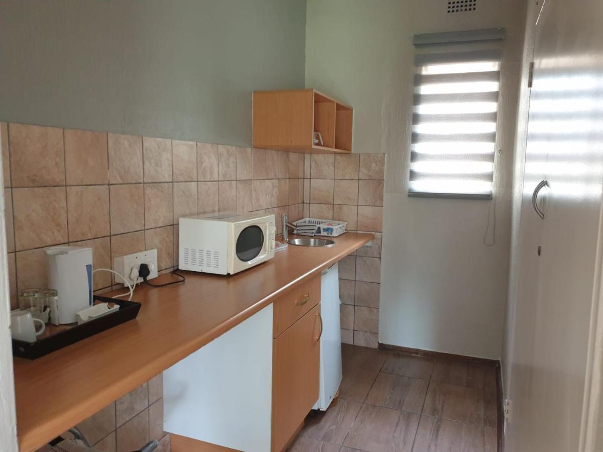 Matina Guest House Johannesburgo Exterior foto